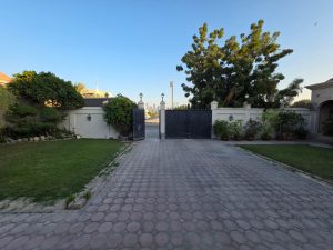 Main gate and private entrance of a villa for sale in Jumeirah 3 Dubai